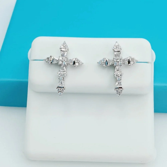 - "925 Sterling Silver CZ Beautiful Earrings for Women, 1USPAR4112 - Picture 1 of 11
